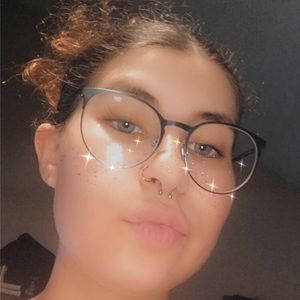 Meet your Posher, Lexi